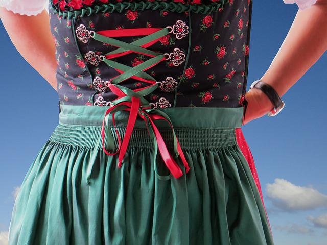 dirndl dress